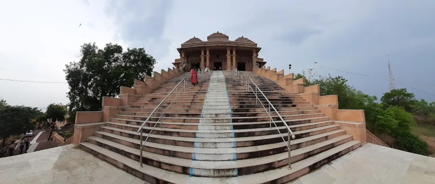Mahaveer Giri Swetamber Jain Temple, Bhopal, Madhya Pradesh - Vushii.com